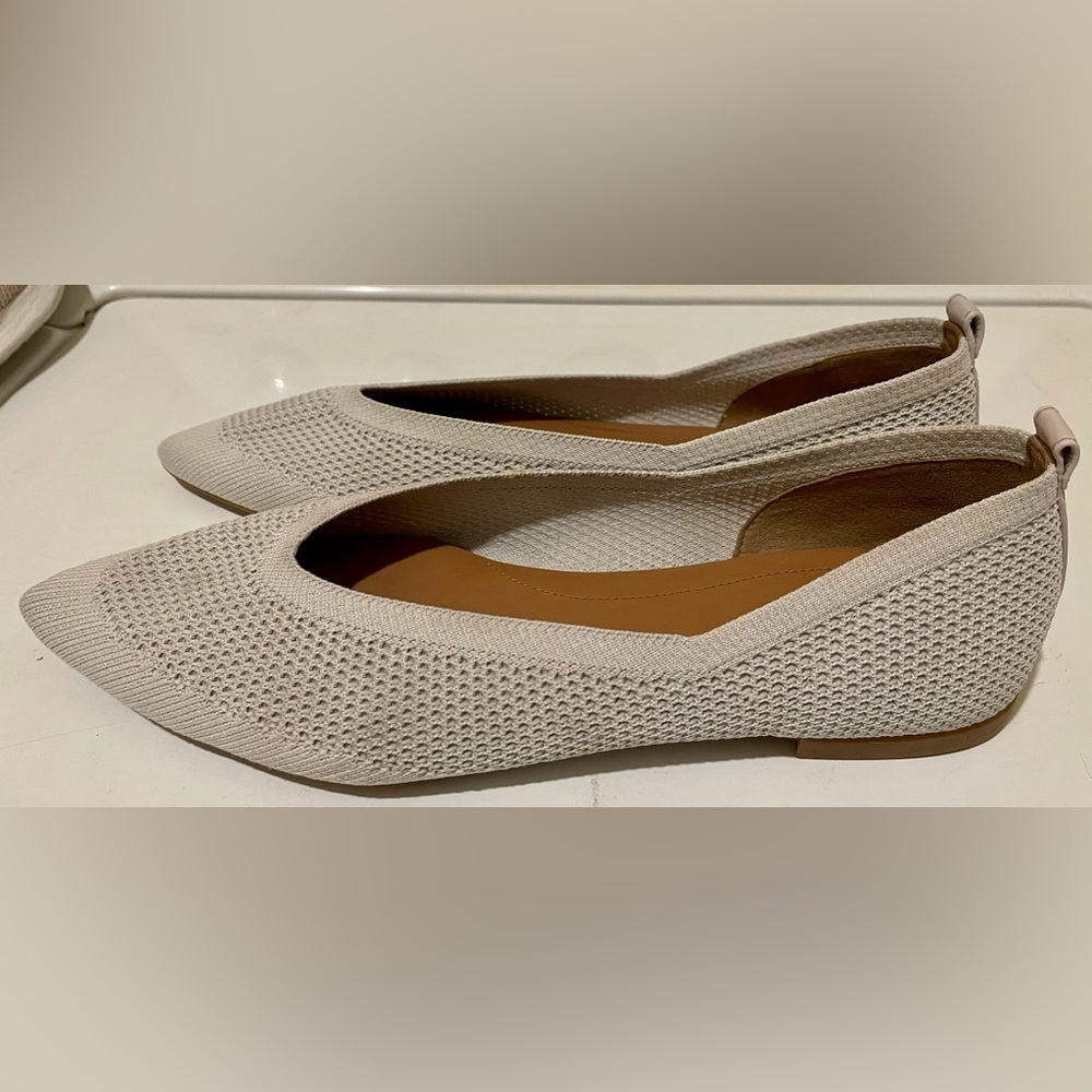 Everlane- The 40-Hour Flat in ReKnit